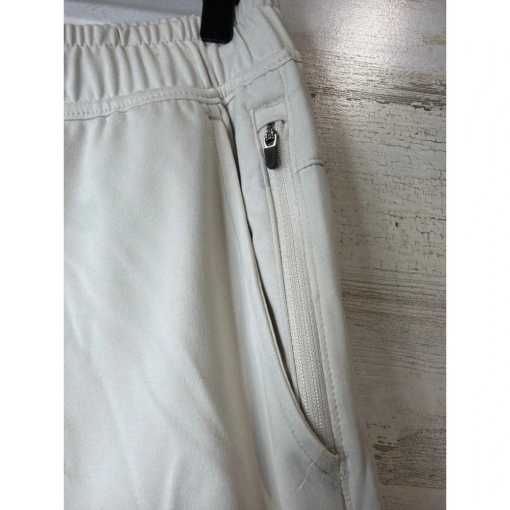 BCG Athletic Shorts Mens M Khaki Zipper Pocket Performance Gorpcore EUC
